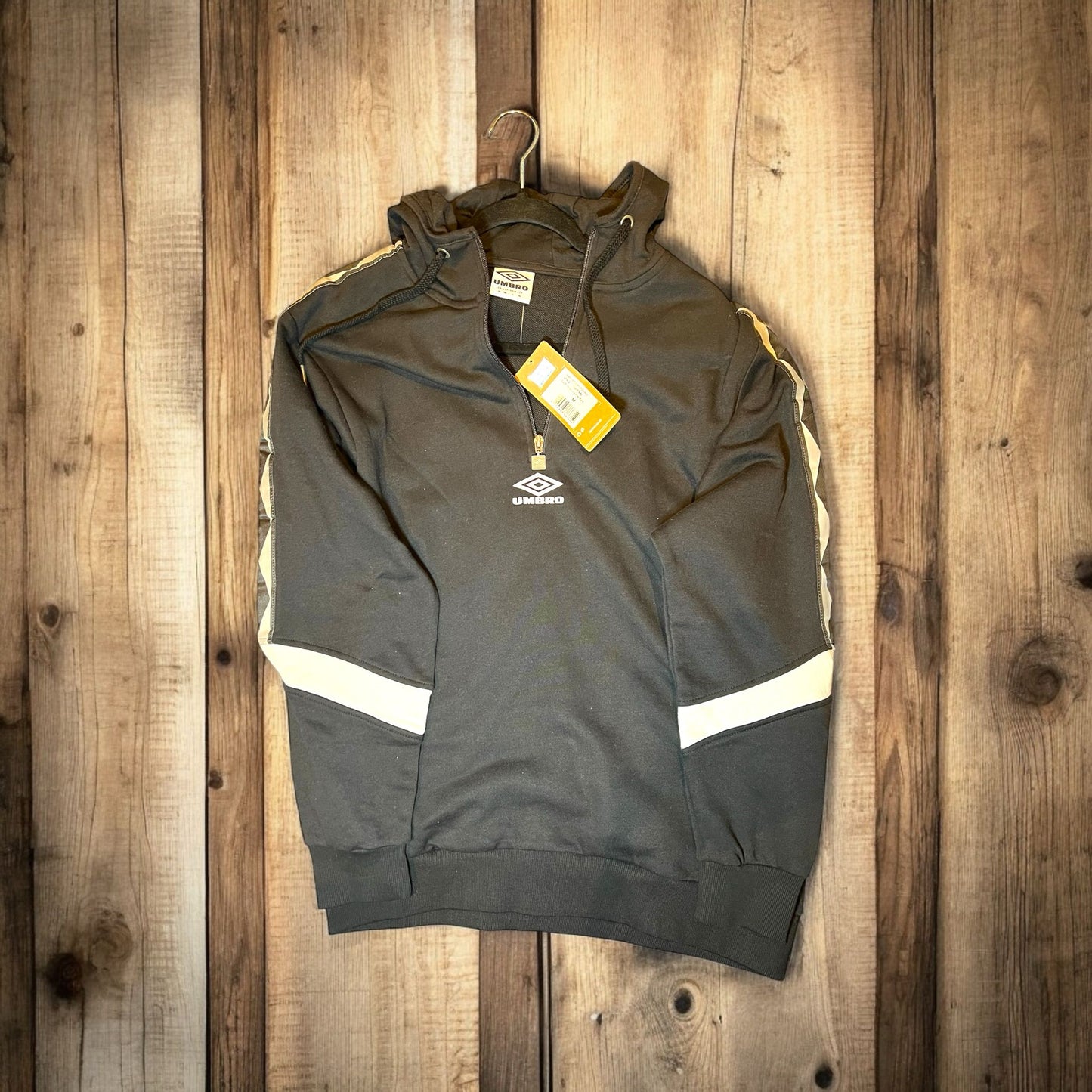 Umbro Black Sweatshirt-Half Zip Hoodie - Matris Home England